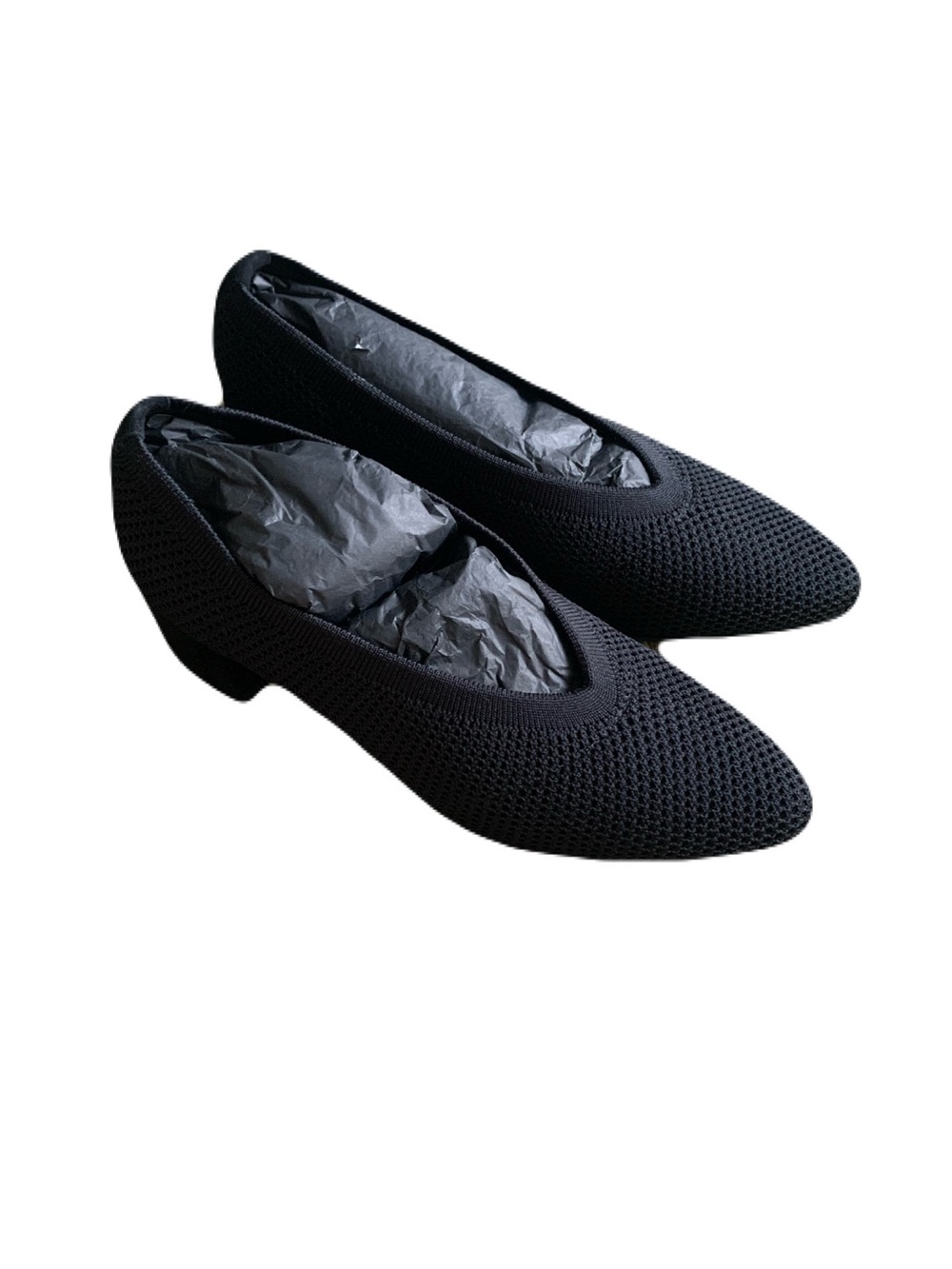 Eileen Fisher Women's 6 Black Pointed Knit Gabby Low Heel Pumps Heels Classic
